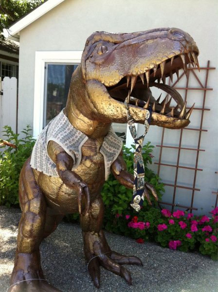 funny-dinosaur-front-lawn-costume-yard-golden